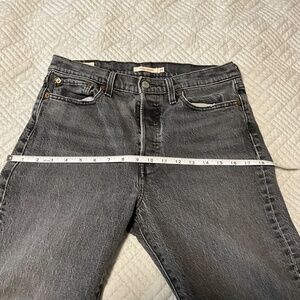 Levi's Wedgie Straight Jeans in Break A Leg, size 29